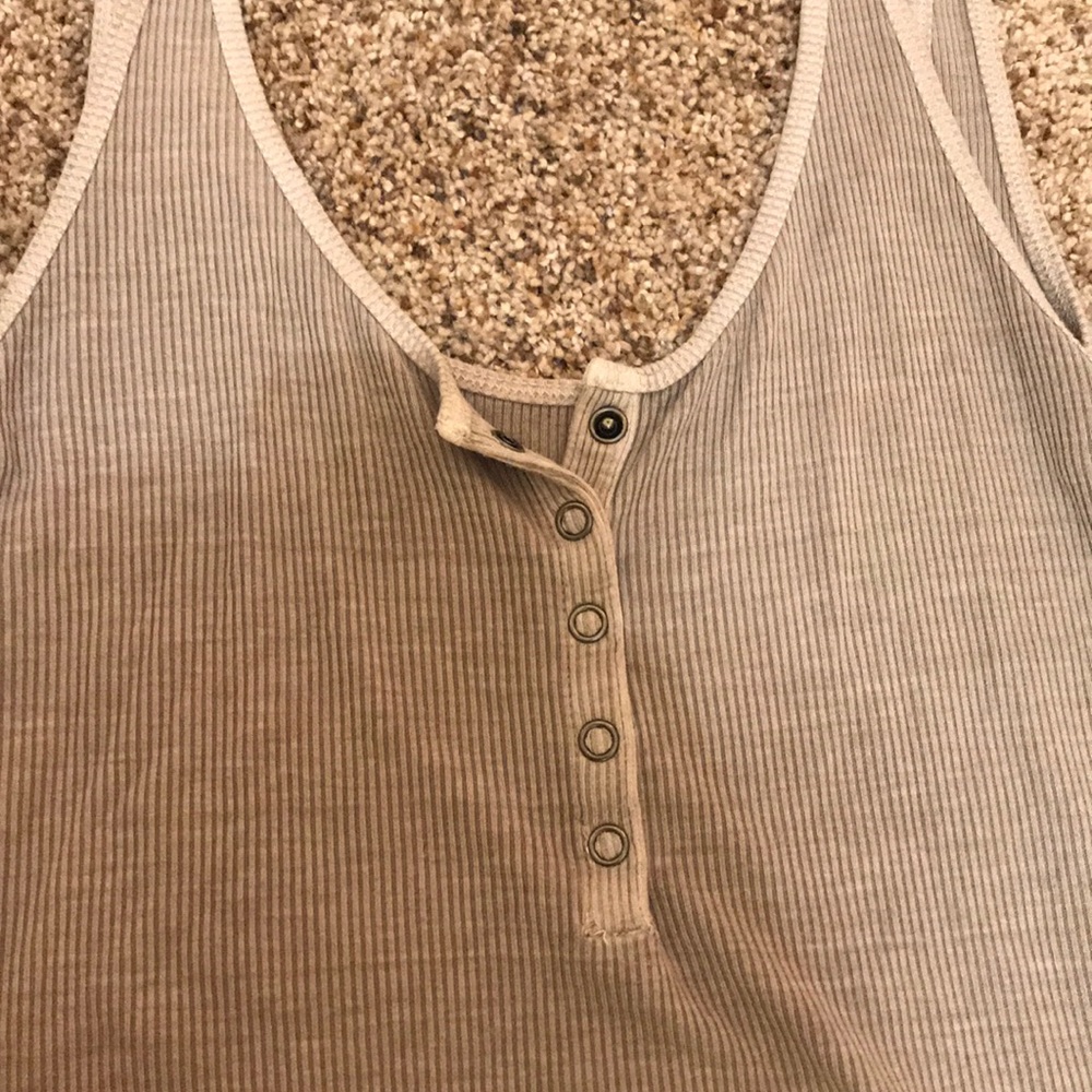 Tank top!! - Picture 2 of 2